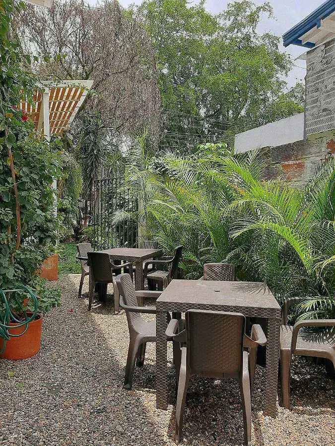 מדיין Cloud9 Hostel