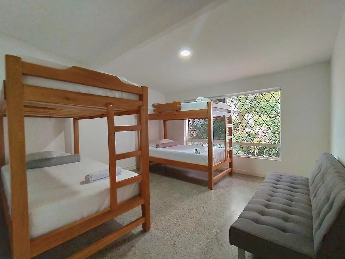 מדיין Cloud9 Hostel 0*,