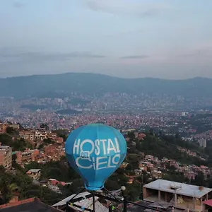 Del Cielo Hostal